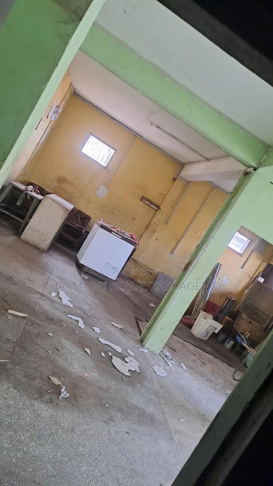 Big Space to Let - Accra Newtown -  Commercial in Greater Accra, Accra New Town - Rent