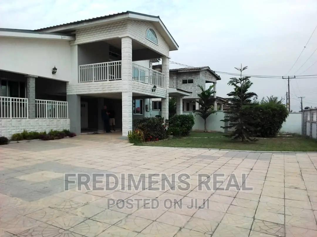 5bdrm House in Fredimens Real, Kumasi Metropolitan for sale - 5 bedroom House in Ashanti, Kumasi Metropolitan - Sale