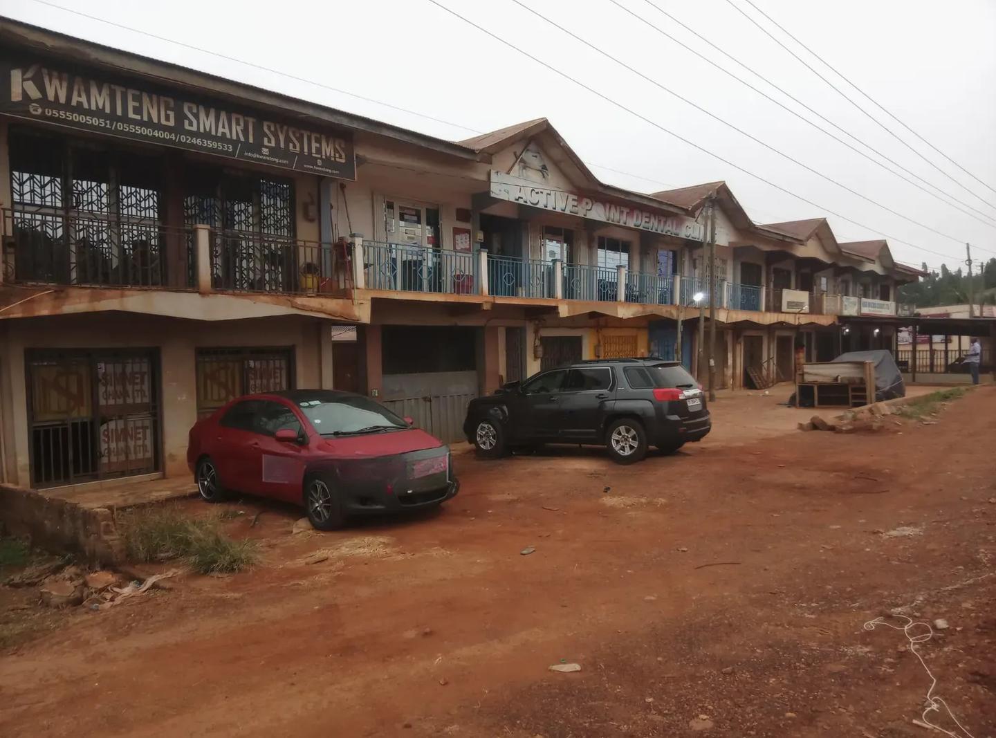 24 Shops for Sale at Danyame - Commercial in Ashanti, Kumasi Metropolitan - Sale