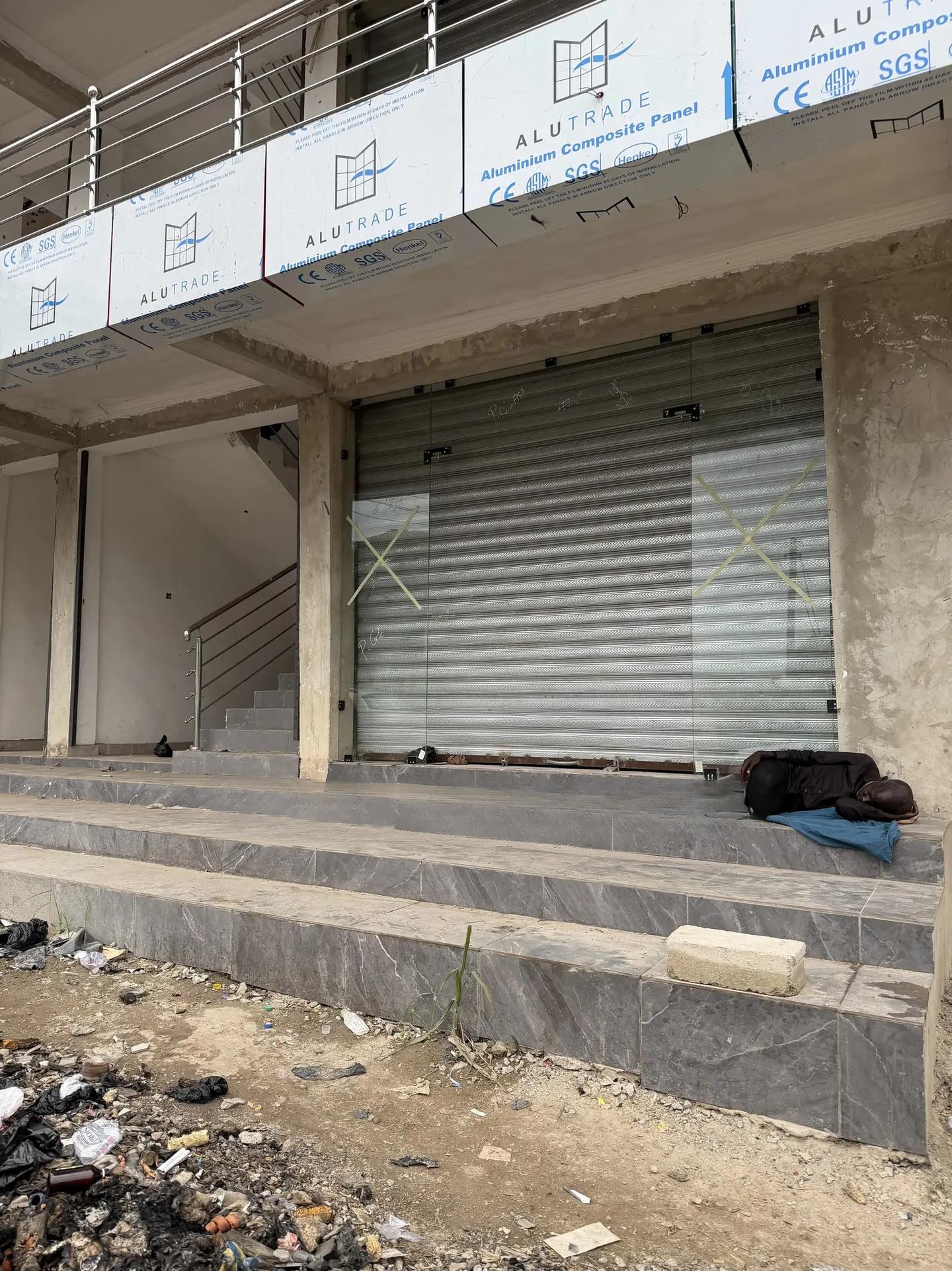 Prime Commercial Shop Space for Rent – Bantama | First Floor | 20 M2 - Commercial in Ashanti, Kumasi Metropolitan - Rent