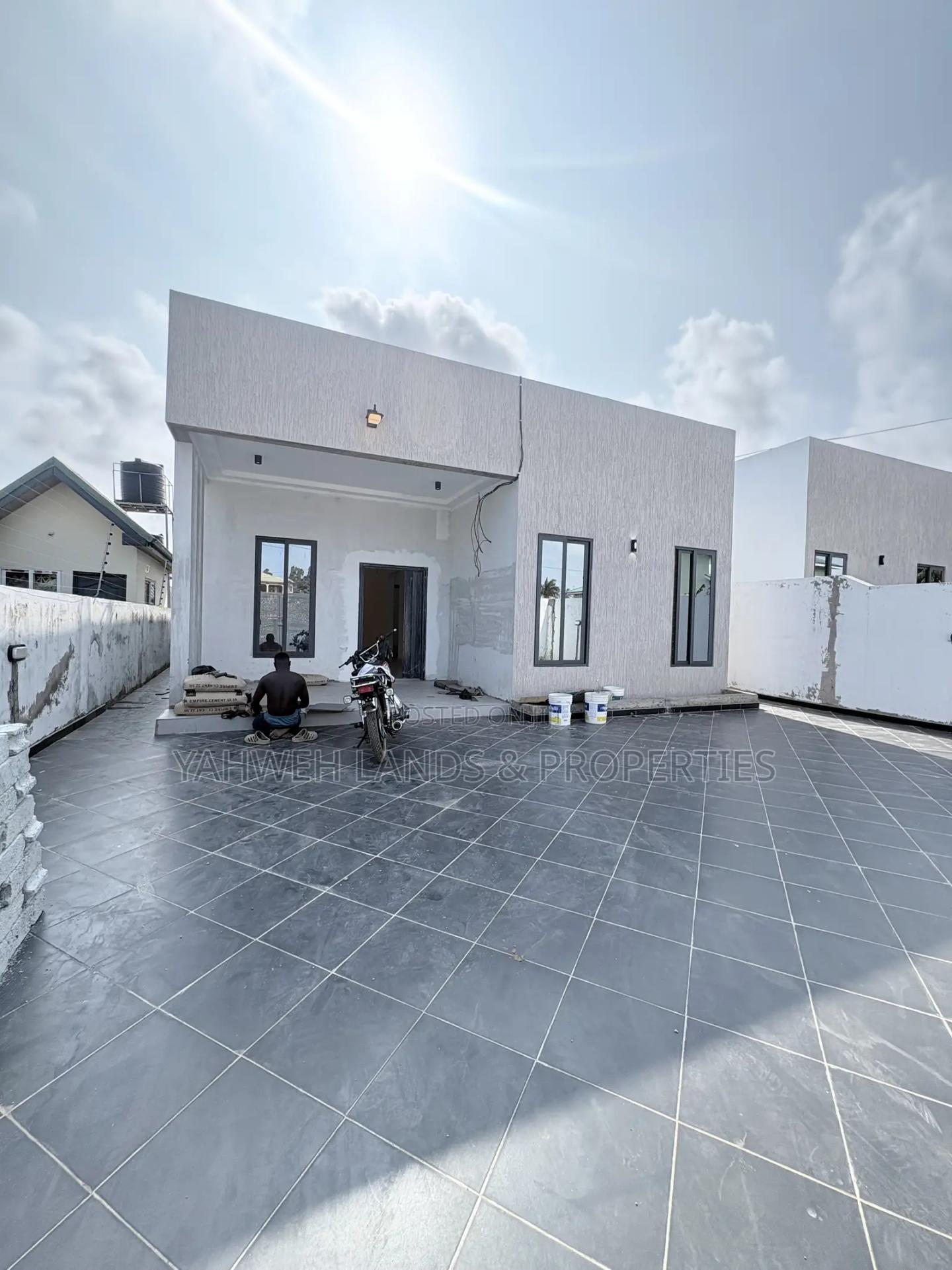 3bdrm House in Volta Estate, Spintex for sale - 3 bedroom House in Greater Accra, Spintex - Sale