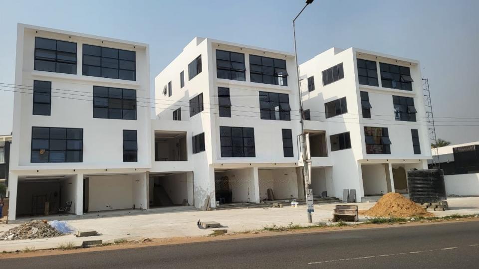 1 room shop for rent at East Legon - 1 bedroom Commercial in East Legon - Rent