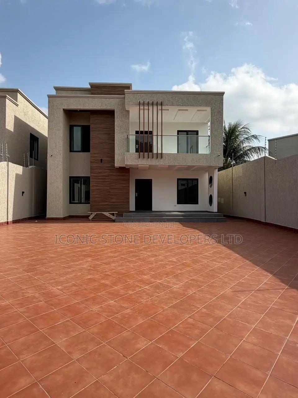 4bdrm House in Adjiringanor, East Legon for sale - 4 bedroom House in Greater Accra, East Legon - Sale