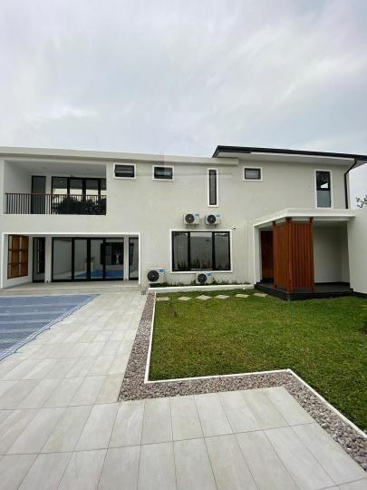 5 bedroom house for rent at Labone - 5 bedroom House in Labone - Rent