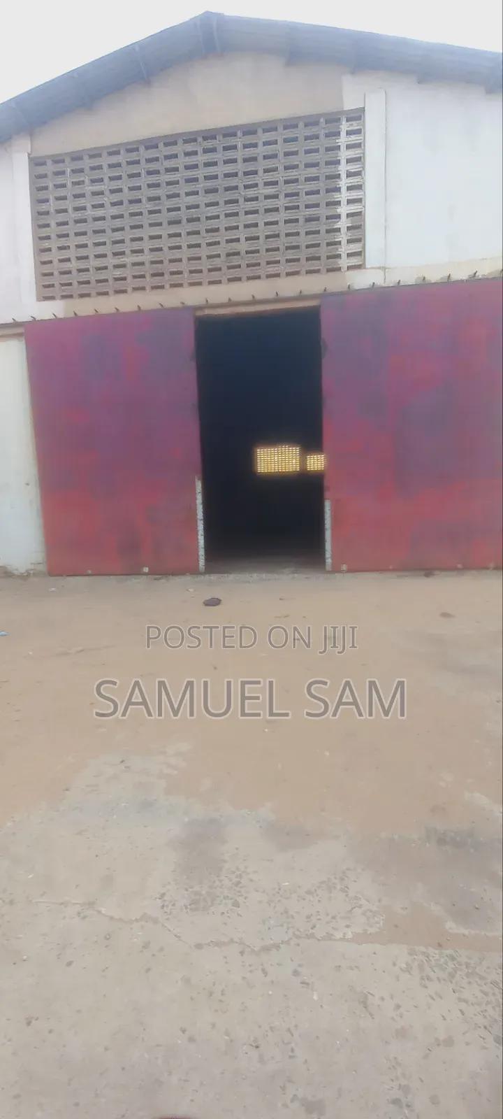 500 Square Meters of Warehouse for Rent at Tema - Commercial in Greater Accra, Tema Metropolitan - Rent