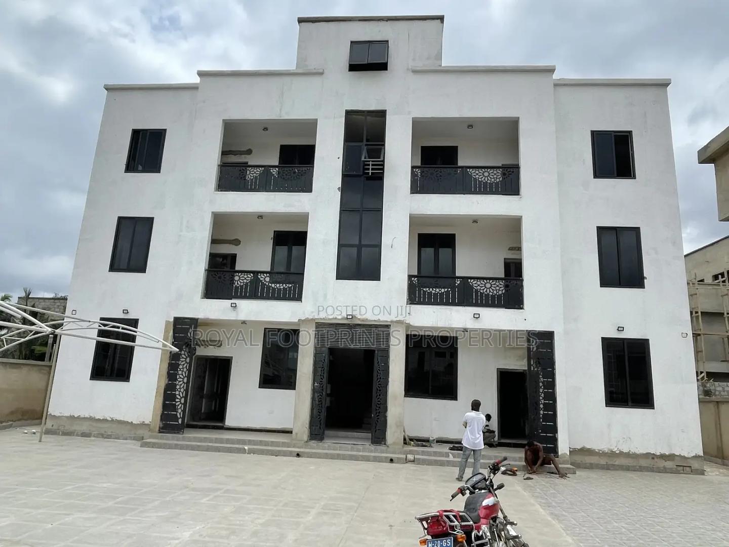 2bdrm Apartment in Royal Footprints, Adenta for rent - 2 bedroom Apartment in Greater Accra, Adenta - Rent