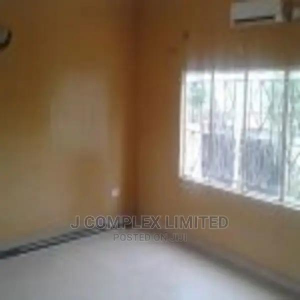 1bdrm Apartment in Osu Ako Adjei for rent - 1 bedroom Apartment in Greater Accra, Osu, Osu Ako-Adjei - Rent
