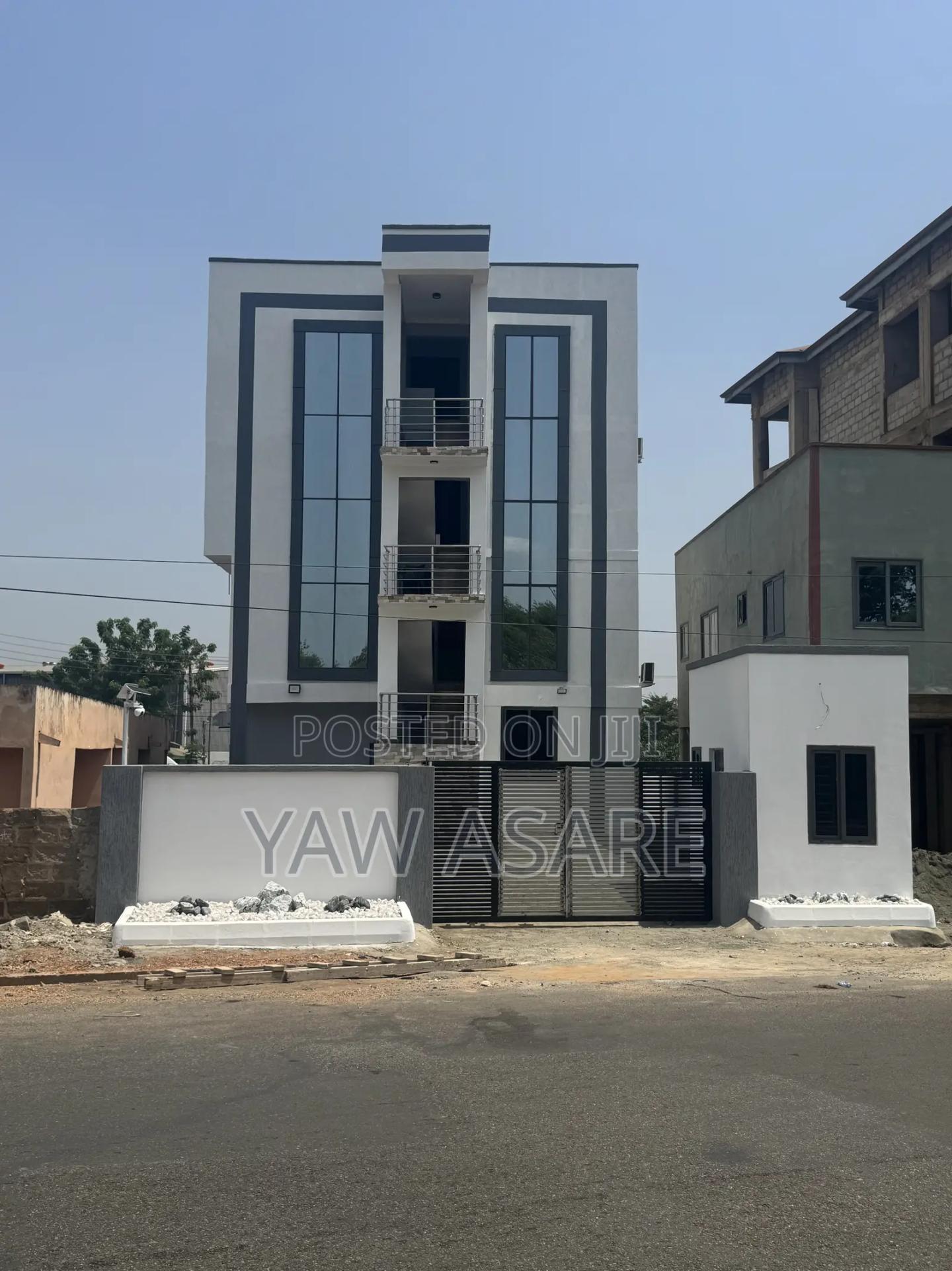 Executive Furnishhed Office Space ( Second Floor) - Commercial in Greater Accra, North Legon, 15/09 - Rent