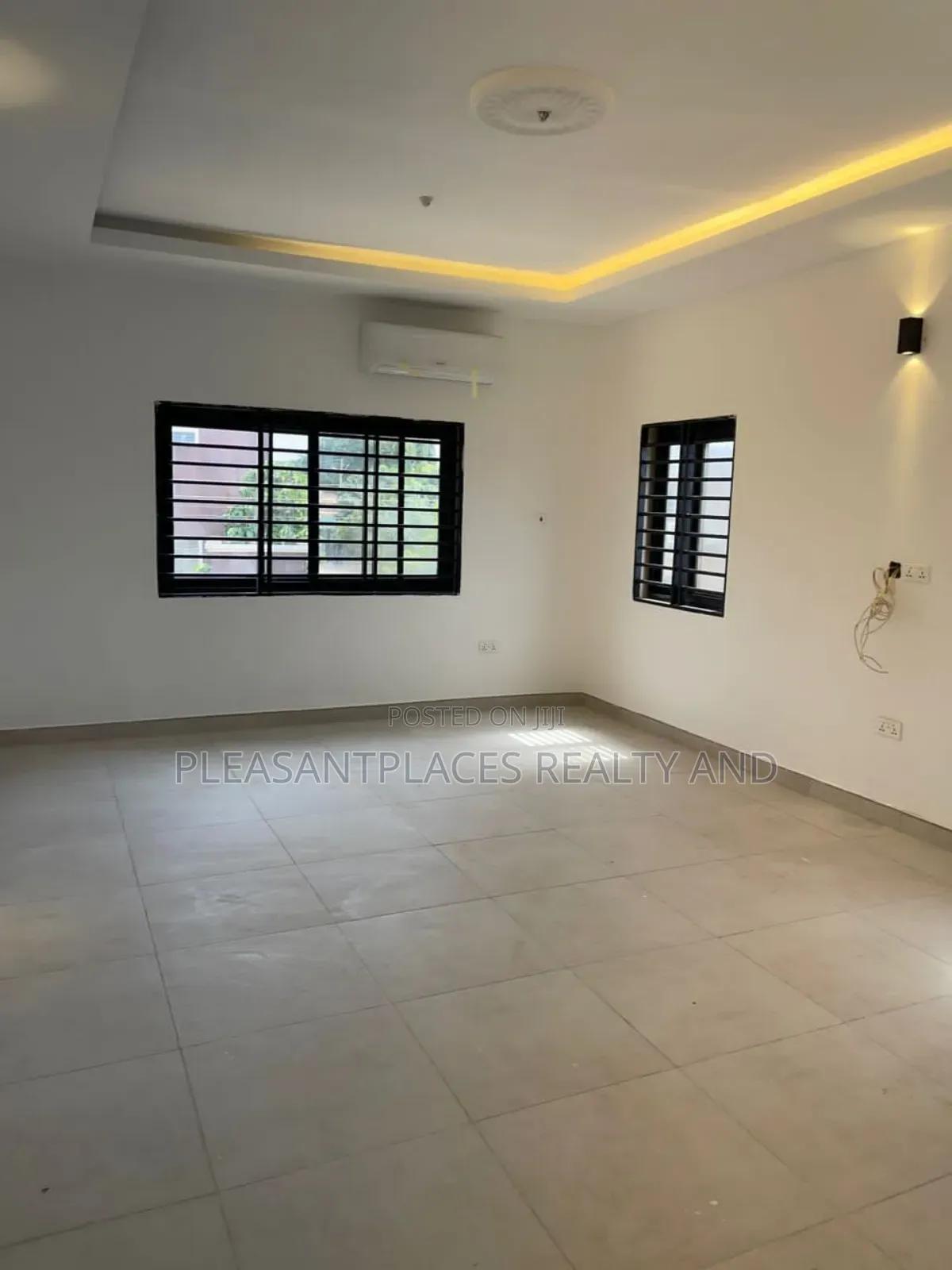 2bdrm Apartment in Pleasantplaces, Adenta for rent - 2 bedroom Apartment in Greater Accra, Adenta - Rent