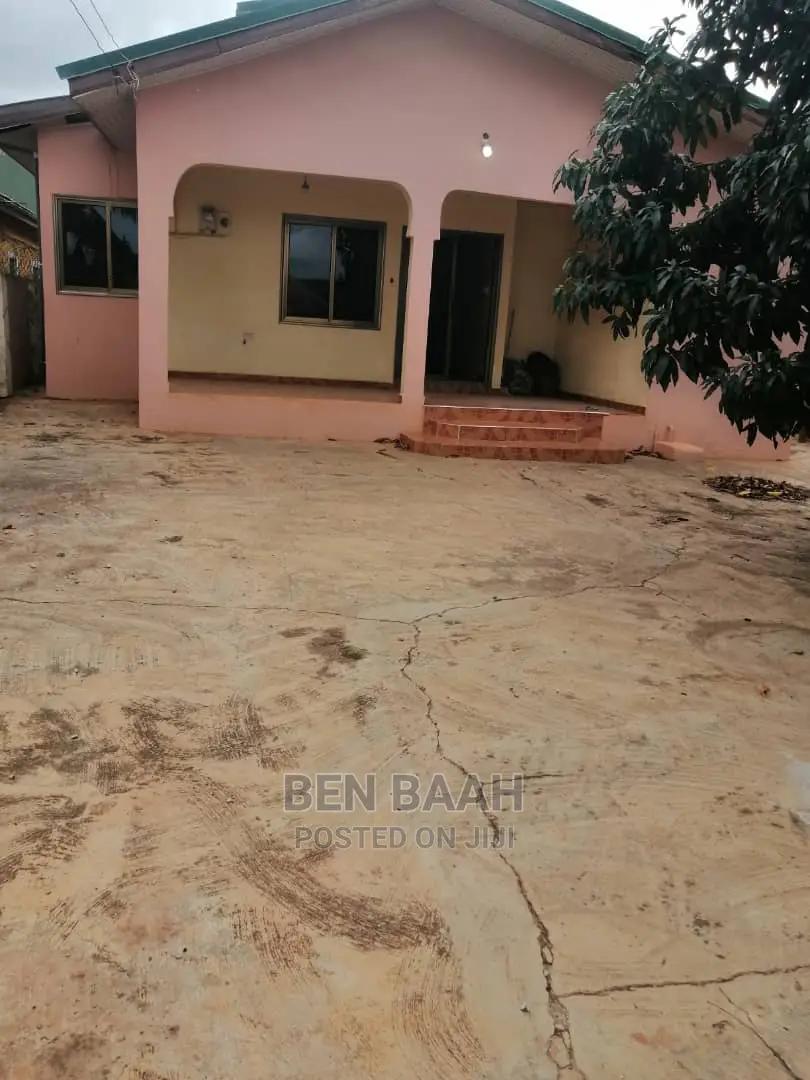 3bdrm House in Ben Properties, Ga East Municipal for sale - 3 bedroom House in Greater Accra, Ga East Municipal - Sale