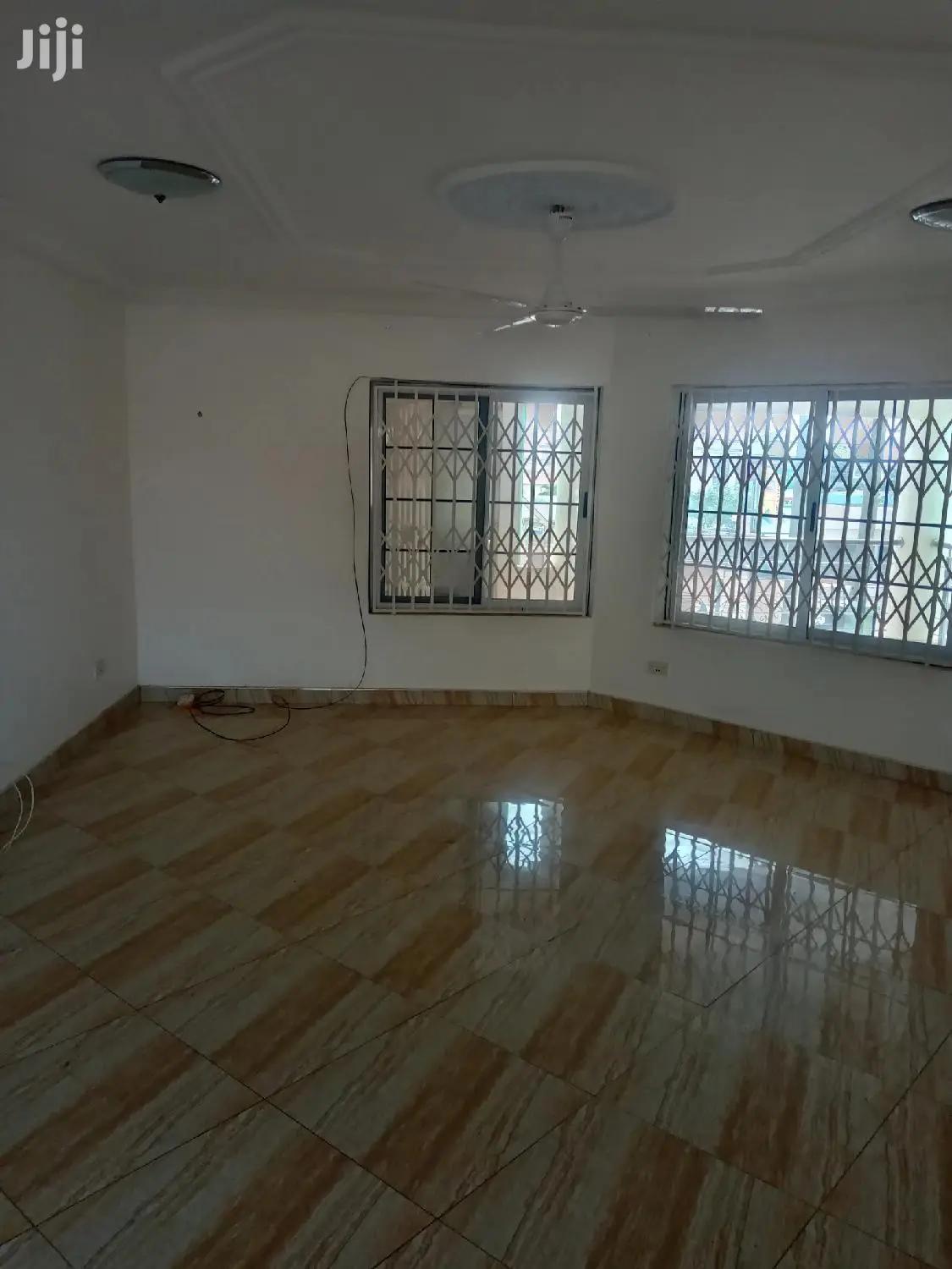2bdrm Mansion in Control, Dansoman for rent - 2 bedroom House in Greater Accra, Dansoman - Rent