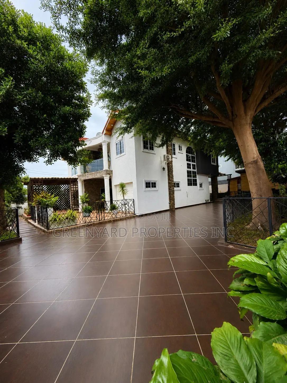 Furnished 5bdrm House in 🇺🇸 House $550K, East Legon for sale - 5 bedroom House in Greater Accra, East Legon - Sale