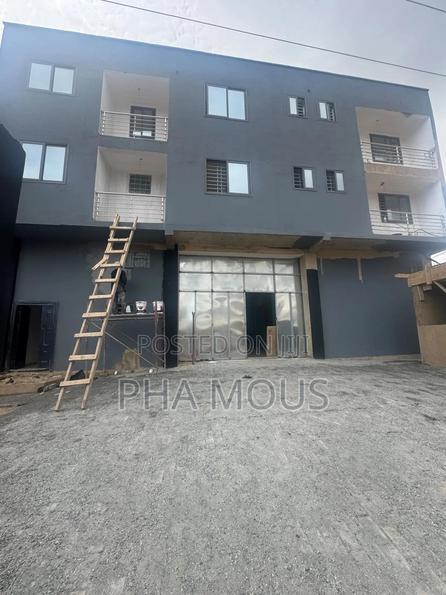 New Built Warehouse With 2bedroom Unit - 2 bedroom Commercial in Greater Accra, Achimota - Rent