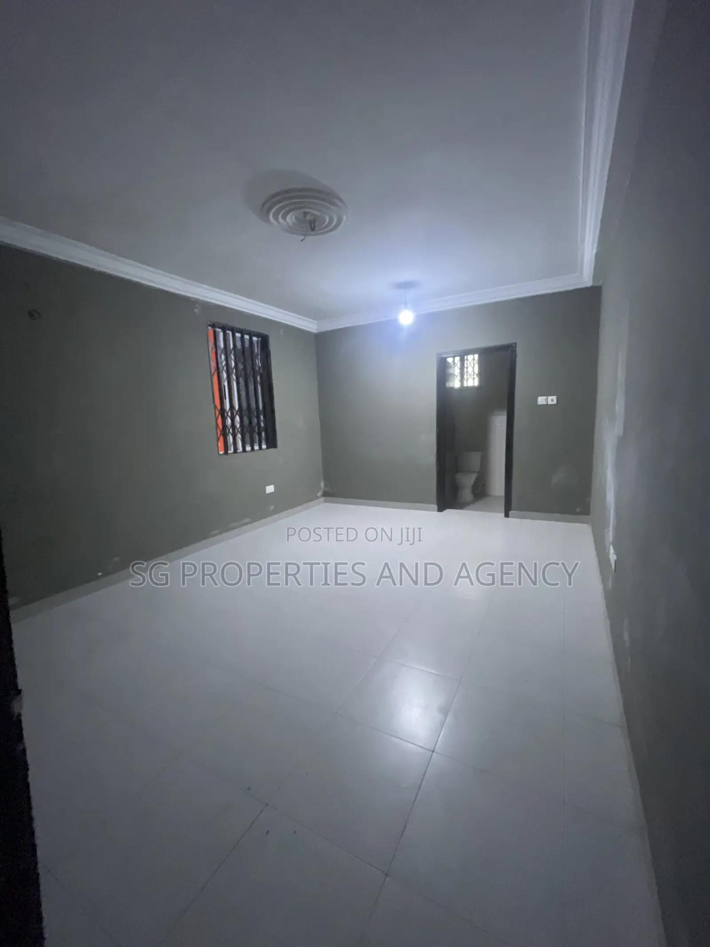 2bdrm Apartment in Batsonaa, Baatsona Total for rent - 2 bedroom Apartment in Greater Accra, Spintex, Baatsona Total - Rent