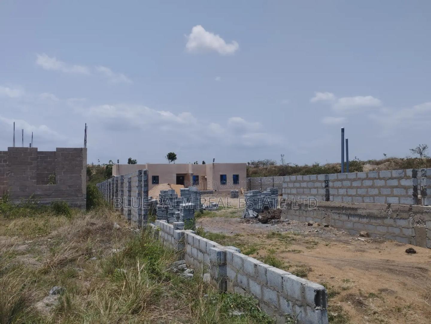Build Your Dream Home -Tsopoli - Land in Greater Accra, Accra Metropolitan - Sale