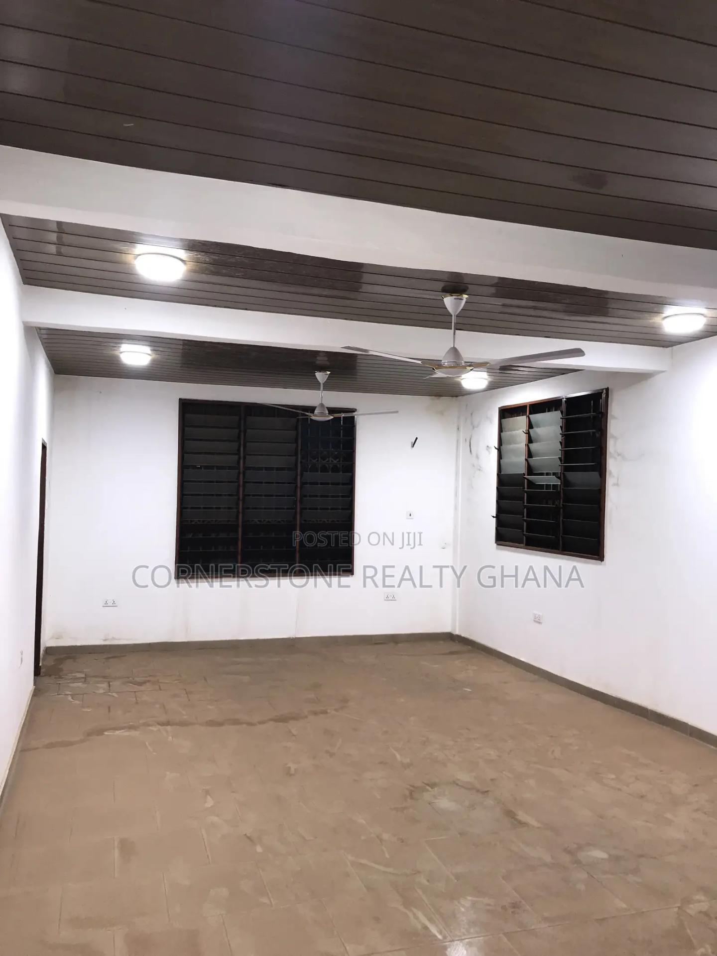 Spacious Shop for Rent at Adenta Frafraha | - Commercial in Greater Accra, Adenta, Frafraha - Rent