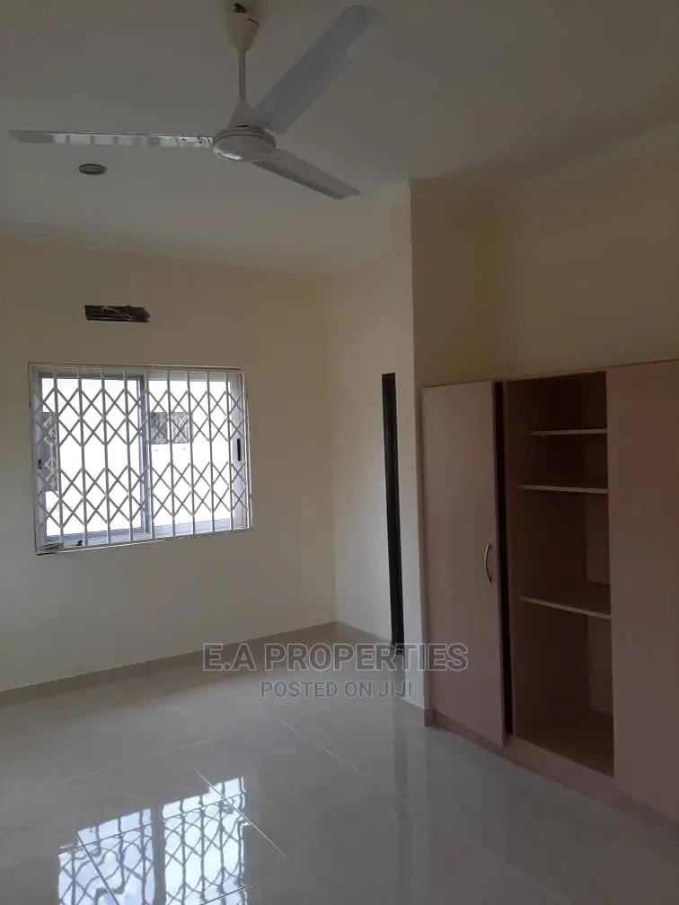 4bdrm House in E a Properties, Ghana Flag for Rent - 4 bedroom House in Greater Accra, Oyarifa, Ghana Flag - Rent