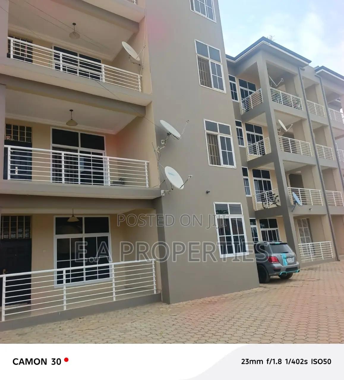 3bdrm Apartment in E A Properties, School Junction for rent - 3 bedroom Apartment in Greater Accra, Ashaley Botwe, Ashaley Botwe School Junction - Rent