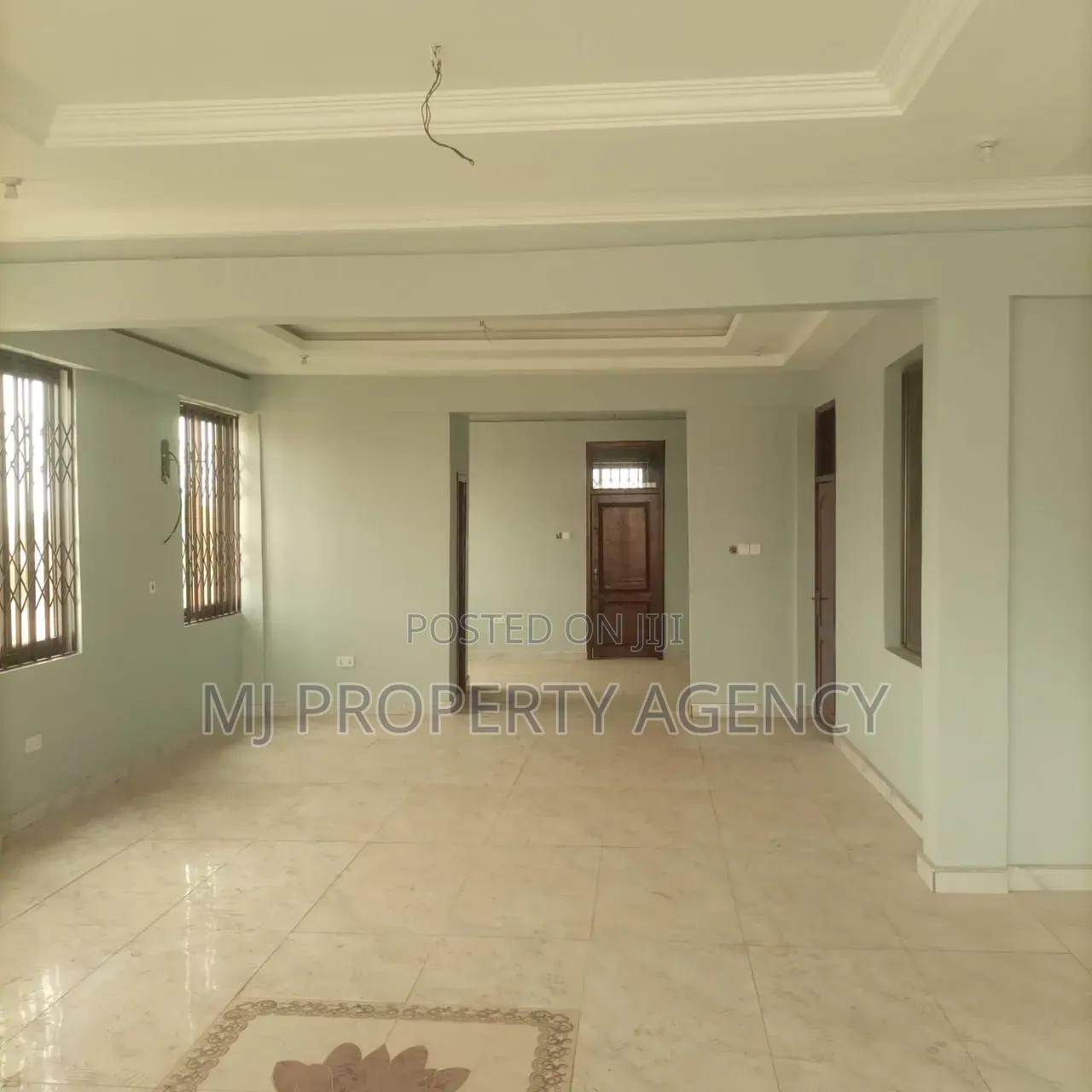 3bdrm Apartment in Golf City -Saki, Community 25 for rent - 3 bedroom Apartment in Greater Accra, Tema Metropolitan, Community 25 - Rent