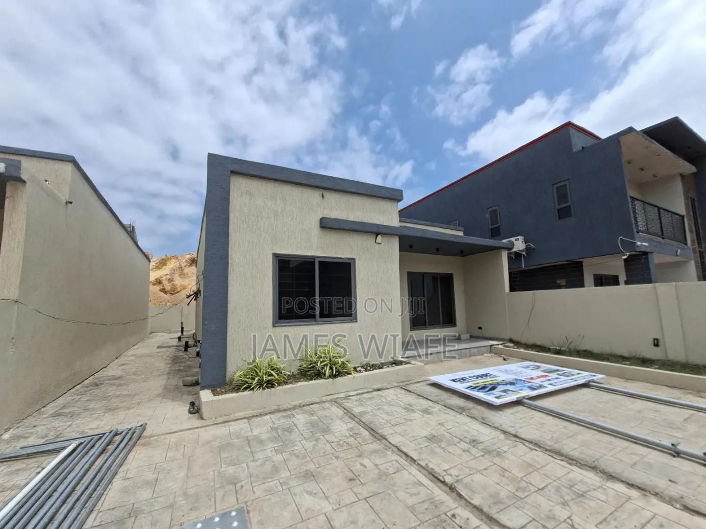 2bdrm House in Kent Homes, Accra Metropolitan for sale - 2 bedroom House in Greater Accra, Accra Metropolitan - Sale