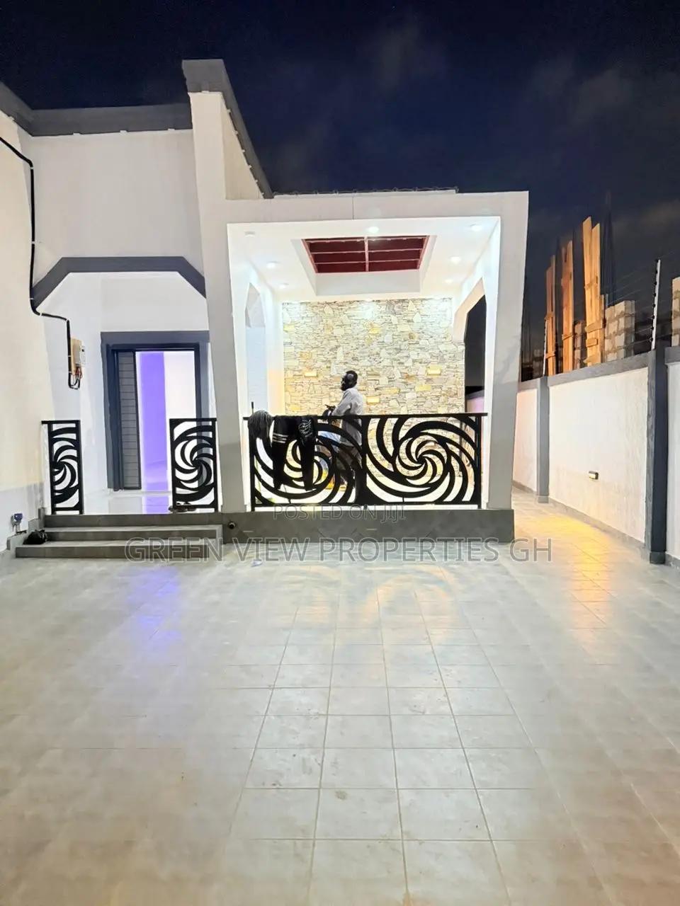 3bdrm House in Oyarifa for sale - 3 bedroom House in Greater Accra, Oyarifa - Sale