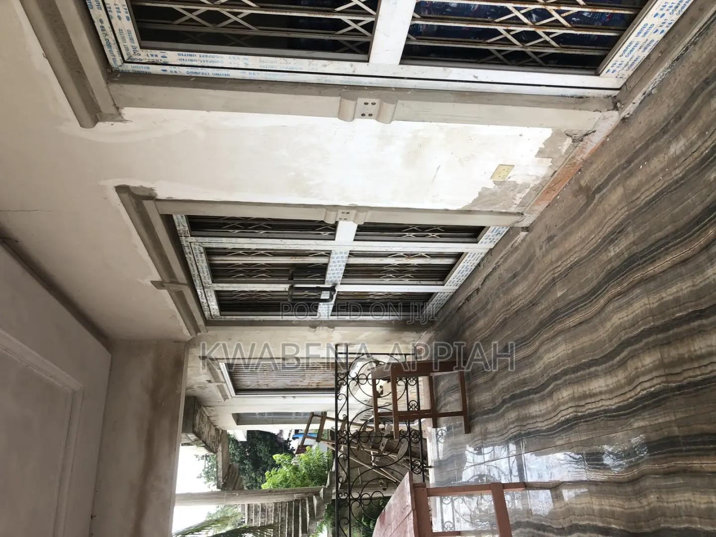 15bdrm House in Mark Estate At, Kumasi Metropolitan for sale - 15 bedroom House in Ashanti, Kumasi Metropolitan - Sale