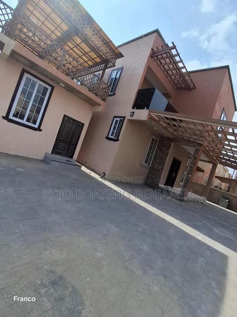 4bdrm House in Melcom for rent - 4 bedroom House in Greater Accra, Spintex, Melcom - Rent