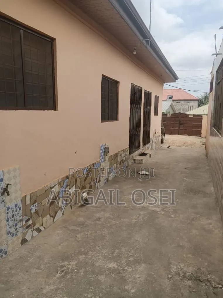 1bdrm Apartment in Foaster Home, Frafraha for rent - 1 bedroom Apartment in Greater Accra, Adenta, Frafraha - Rent