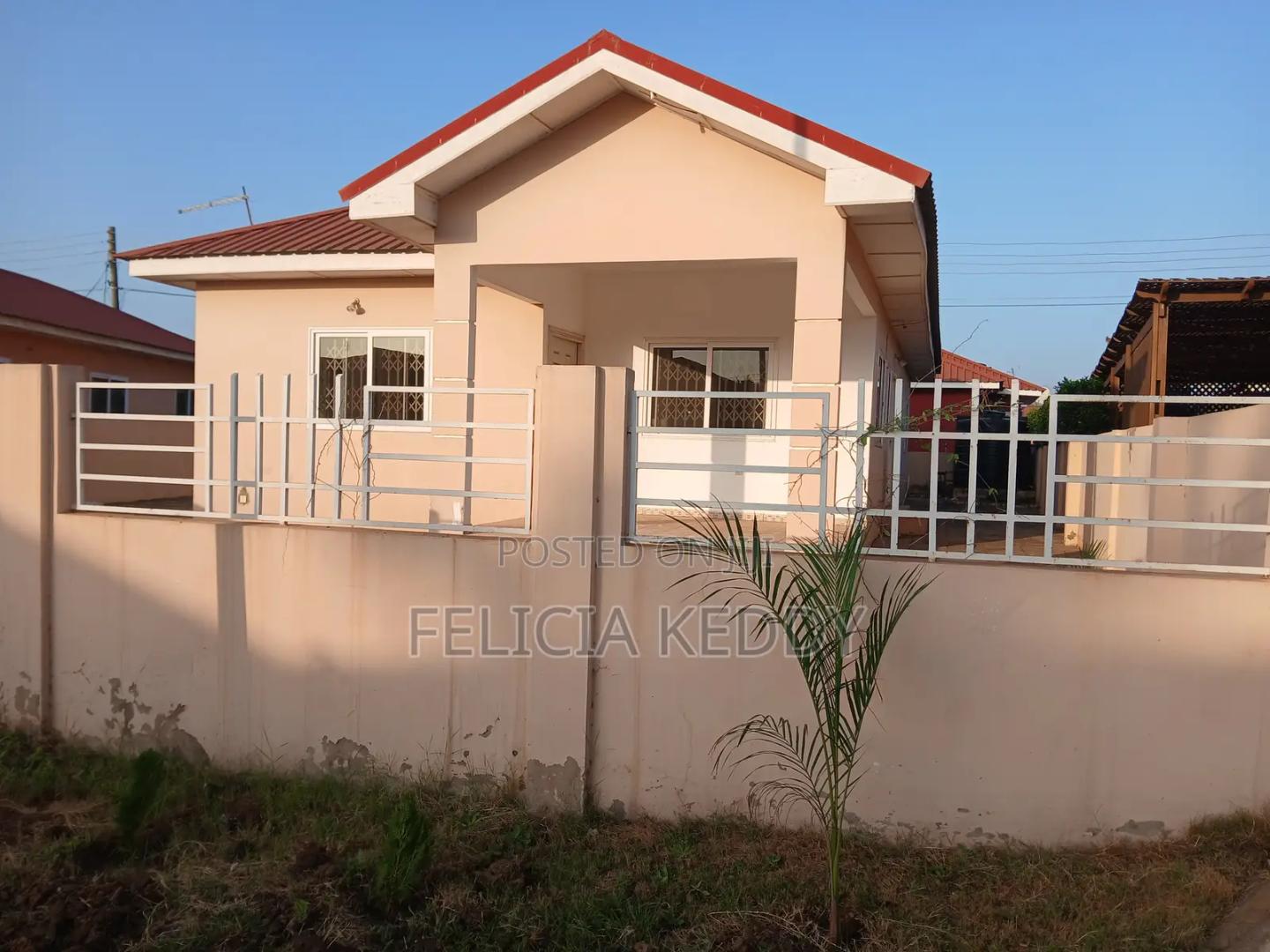 3bdrm House in Devtraco Court, Community 25 for rent - 3 bedroom House in Greater Accra, Tema Metropolitan, Community 25 - Rent