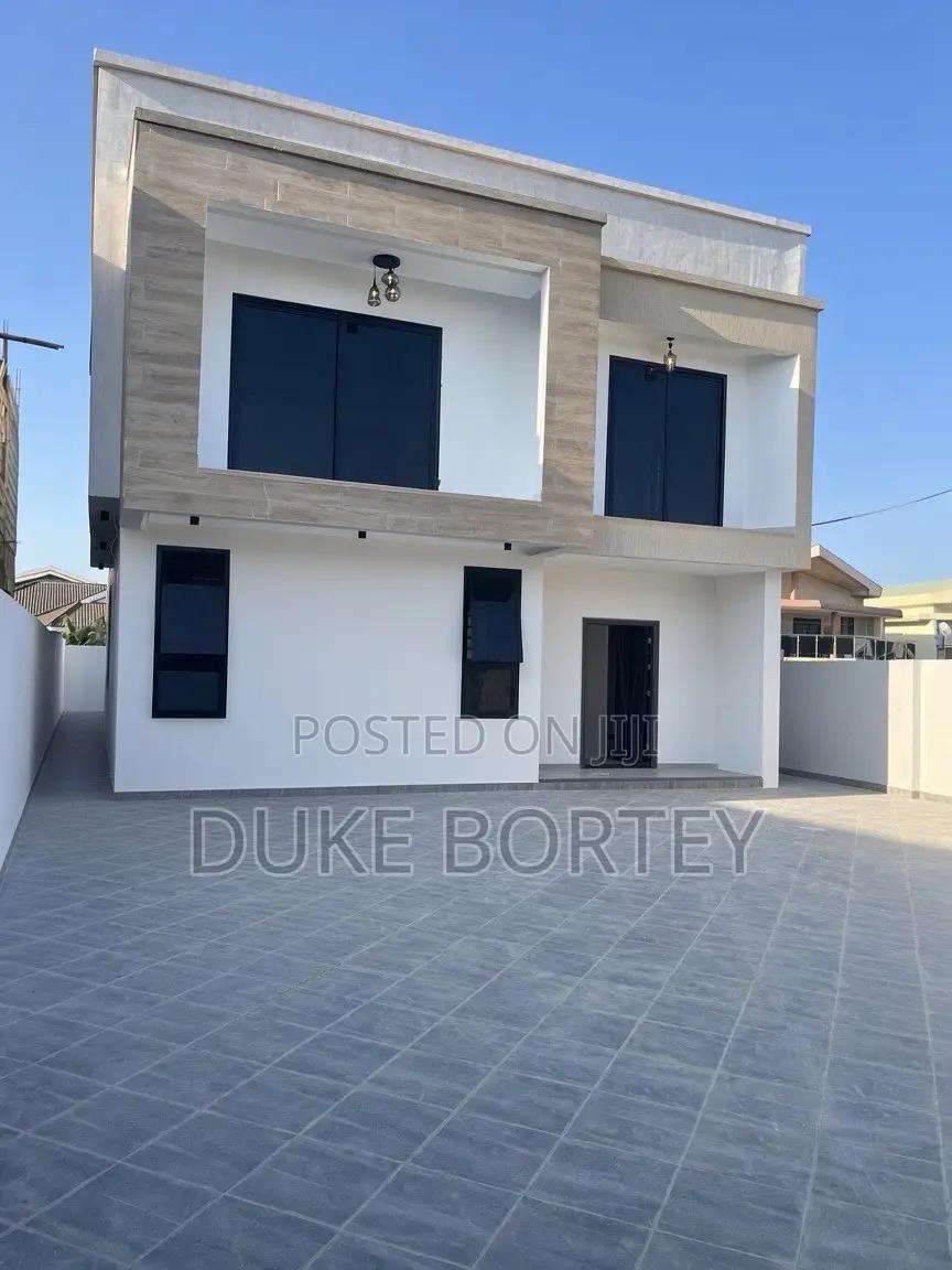 4bdrm House in , Spintex for sale - 4 bedroom House in Greater Accra, Spintex - Sale