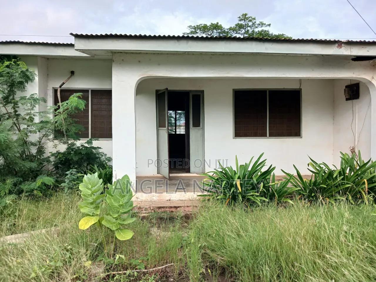 3bdrm House in Regimanuel Estates, Accra Metropolitan for sale - 3 bedroom House in Greater Accra, Accra Metropolitan - Sale