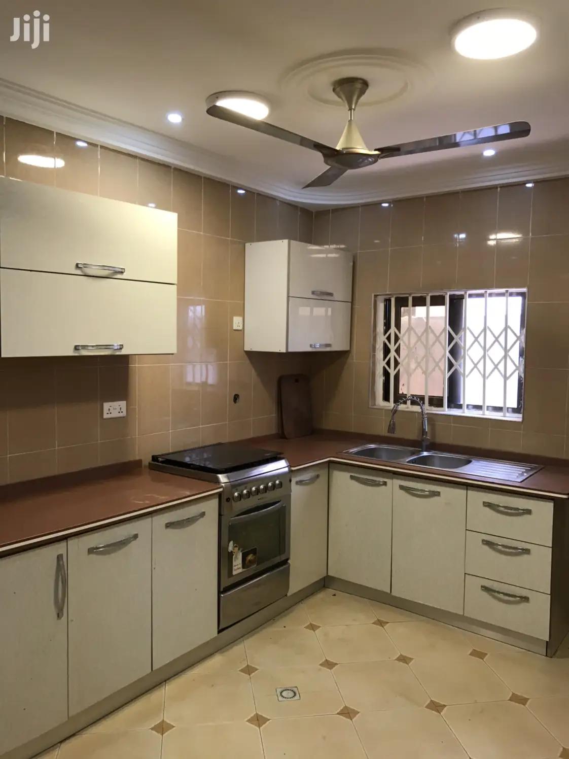 2bdrm House in Tse Addo, Burma Camp for rent - 2 bedroom House in Greater Accra, Burma Camp - Rent