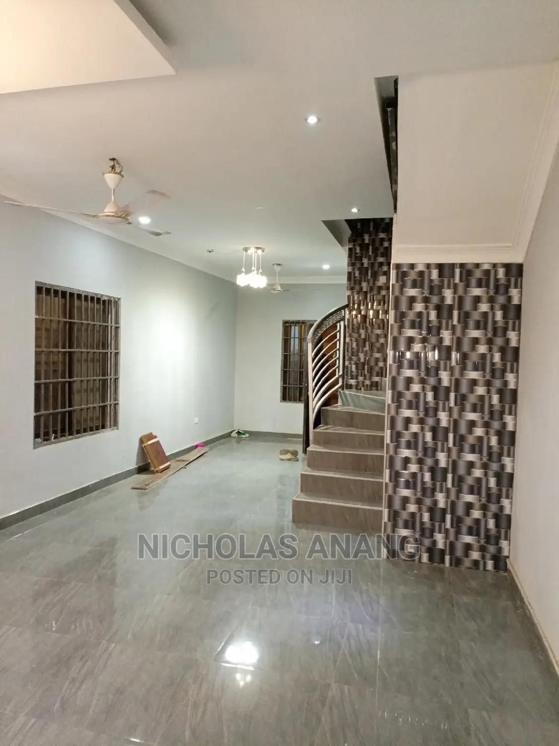 A Luxury 3 Bedroom Self Compound for Rent at Bush Road - 3 bedroom House in Greater Accra, Teshie, Teshie New Town - Rent