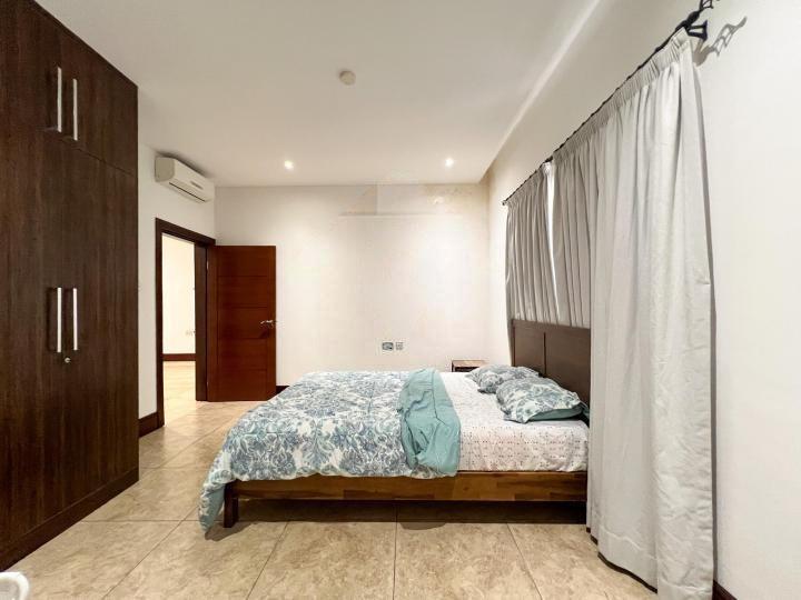 3 bedroom furnished townhouse for rent in Airport Residential Area - 3 bedroom House in Accra, Ghana - Rent