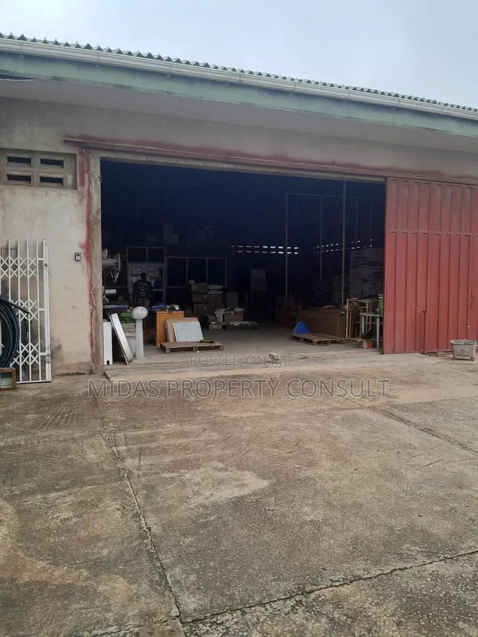 800sqm Warehouse for Rent at Spintex With Private Compound - Commercial in Greater Accra, Spintex, Baatsona Total - Rent