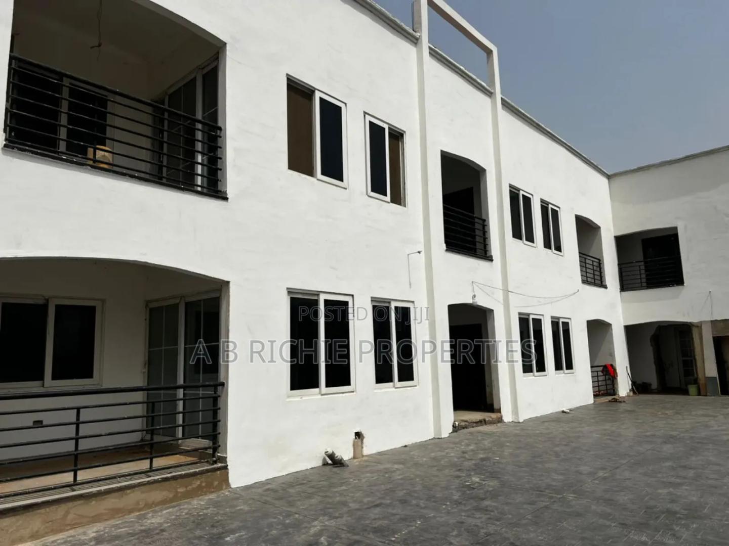 2bdrm Apartment in Ab Richie Properties, Police Station for rent - 2 bedroom Apartment in Greater Accra, East Legon, East Legon Police Station - Rent