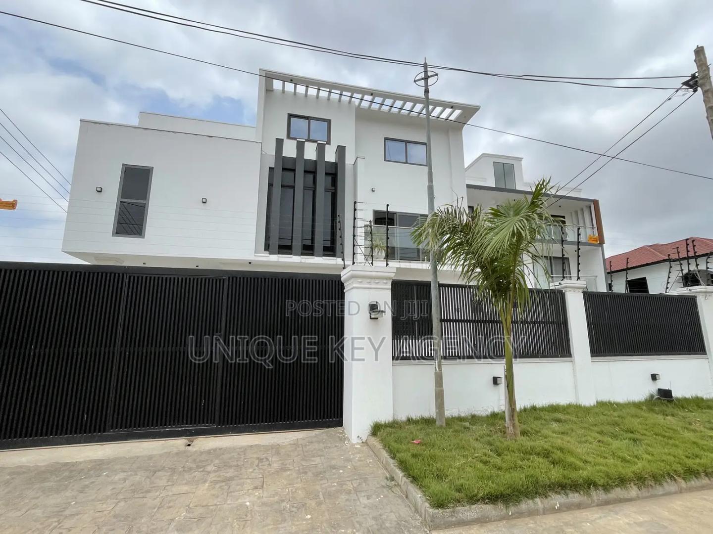 4bdrm House in Unique Key Agency, East Legon for rent - 4 bedroom House in Greater Accra, East Legon - Rent