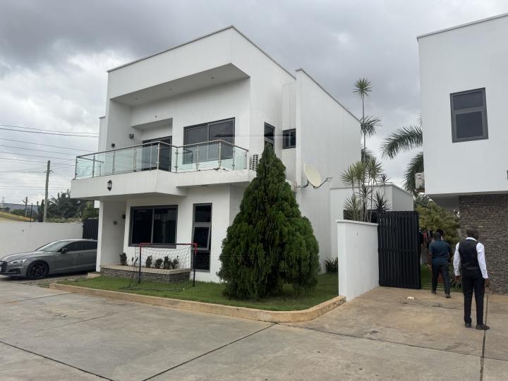 3 bedroom townhouse for sale at East Legon - 3 bedroom House in East Legon - Sale