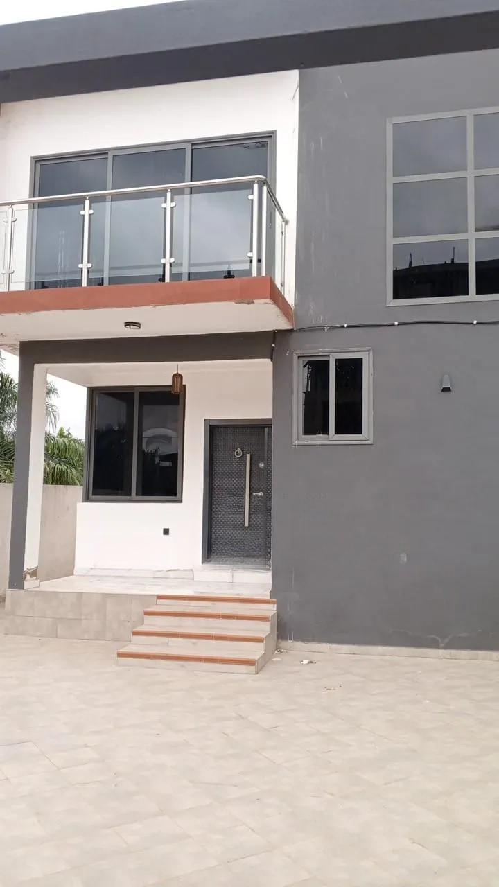3bdrm House in Ola Achool Area for rent - 3 bedroom House in Greater Accra, Tantra Hills, Ola Achool Area - Rent