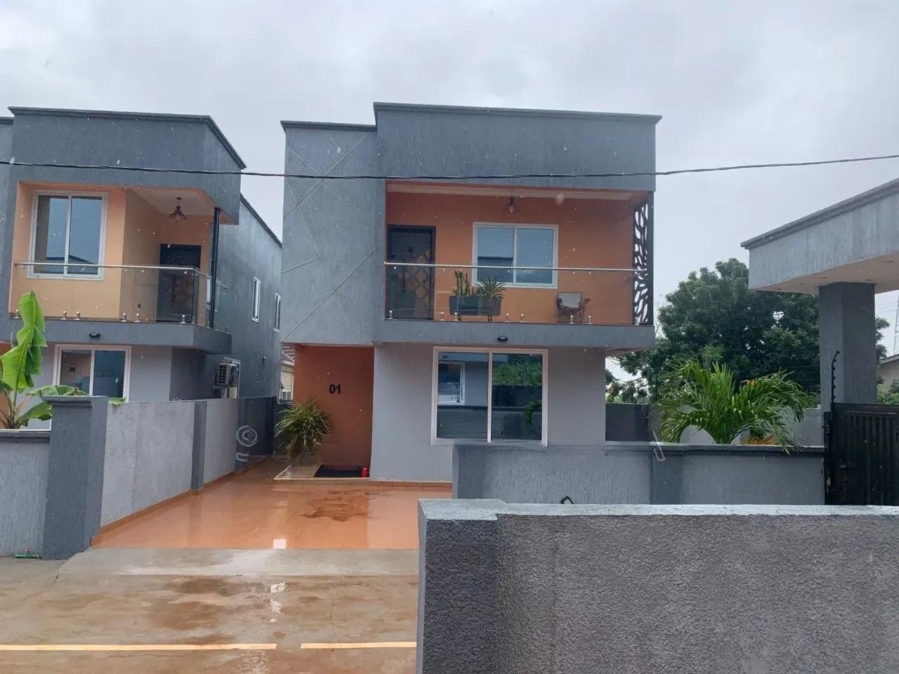 3bdrm Townhouse / Terrace in Oyarifa, Owusu Ansah for rent - 3 bedroom House in Greater Accra, Oyarifa, Owusu Ansah - Rent