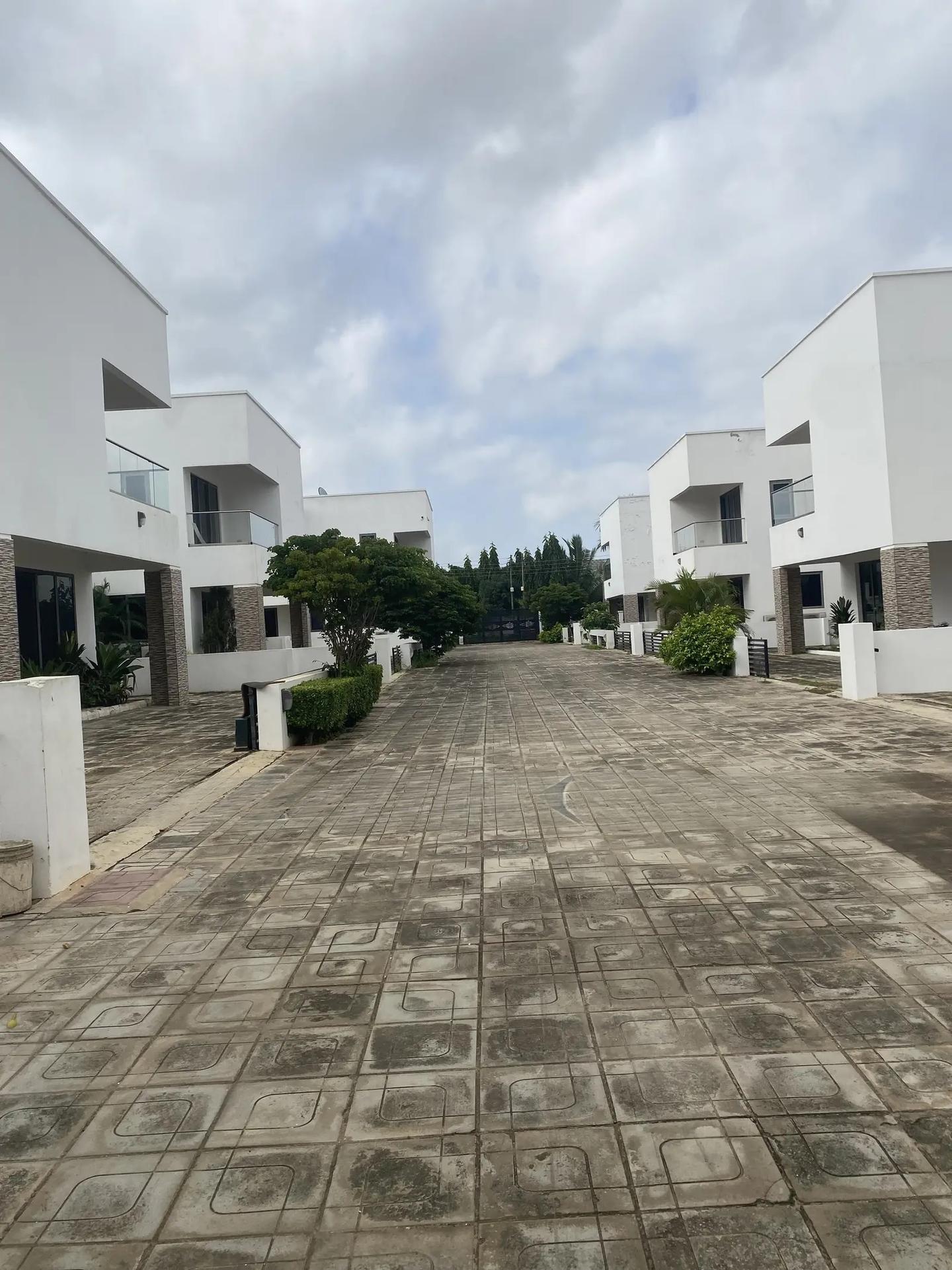 3bdrm Townhouse / Terrace in Mainstay Estates, East Legon for rent - 3 bedroom House in Greater Accra, East Legon - Rent