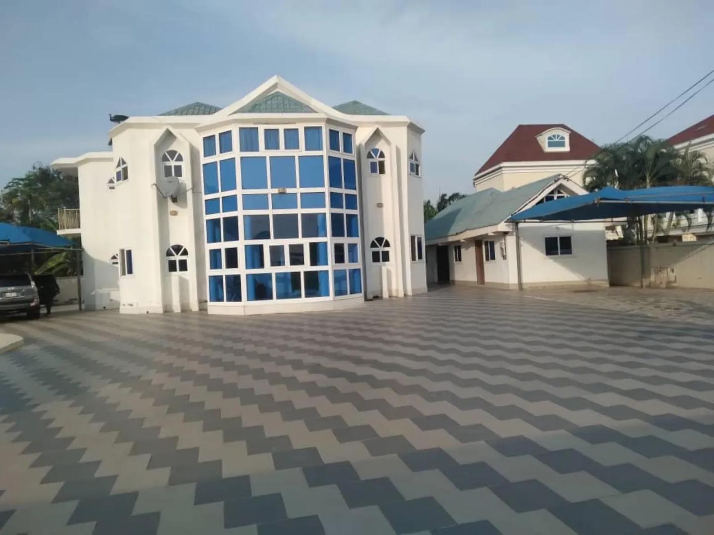 Furnished 5bdrm Duplex in Enjoy Estates, Tema Metropolitan for sale - 5 bedroom House in Greater Accra, Tema Metropolitan - Sale