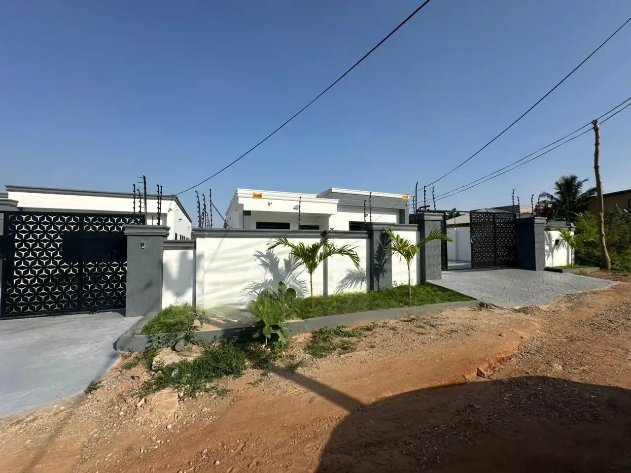 3bdrm House in Xcellence Properties, Amasaman for sale - 3 bedroom House in Greater Accra, Ga West Municipal, Amasaman - Sale