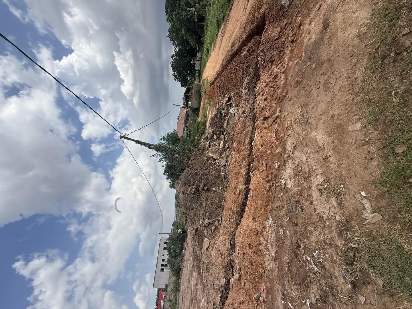 A Genuine Half Plot of Land for Sell at Malijor - Land in Greater Accra, Adenta, Malejor - Sale