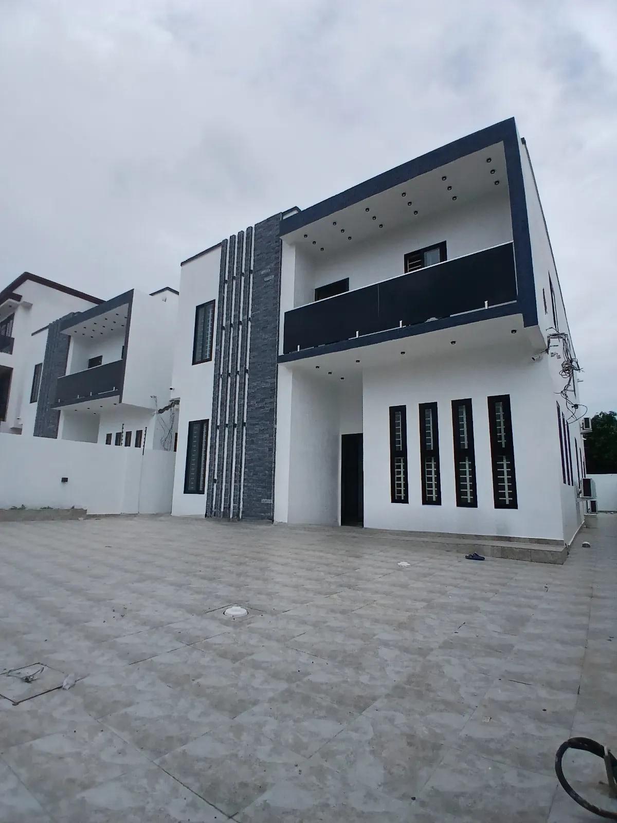 4bdrm House in East Legon Ogbojo, American House for sale - 4 bedroom House in Greater Accra, East Legon, American House - Sale