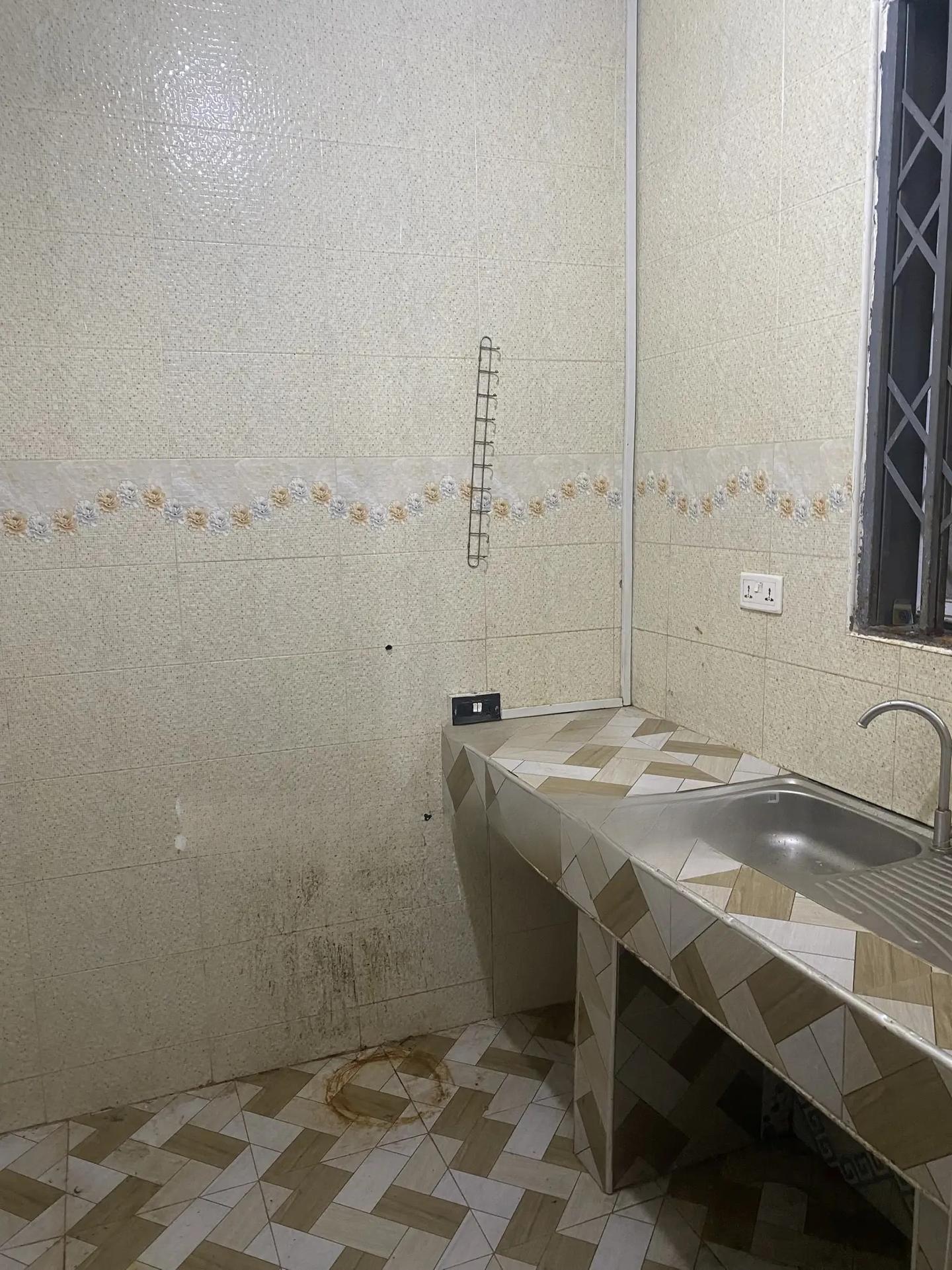 1bdrm Bedsitter in New Market Area for rent - 1 bedroom House in Greater Accra, Kasoa, Kasoa New Market - Rent
