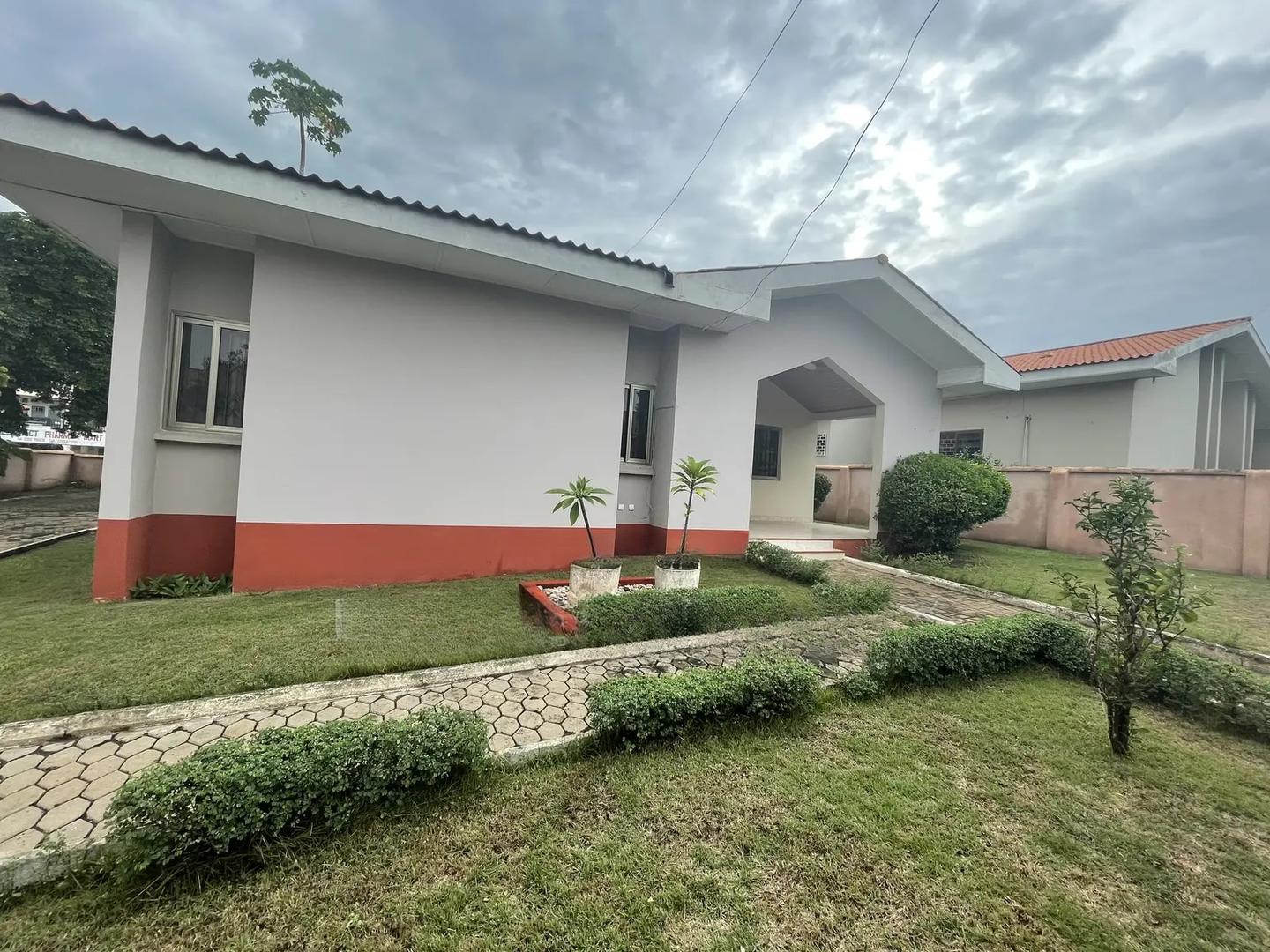 3bdrm Apartment in Unique Key Agency, Regimanuel Gray Estates for rent - 3 bedroom Apartment in Greater Accra, Spintex, Regimanuel Gray Estates - Rent