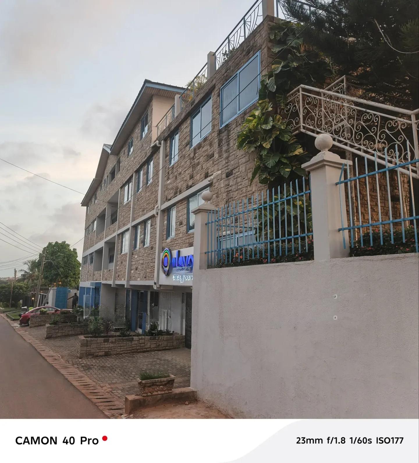 Office Space First Floor Building - Commercial in Greater Accra, Dworwulu, Special School Area, 08/09 - Rent