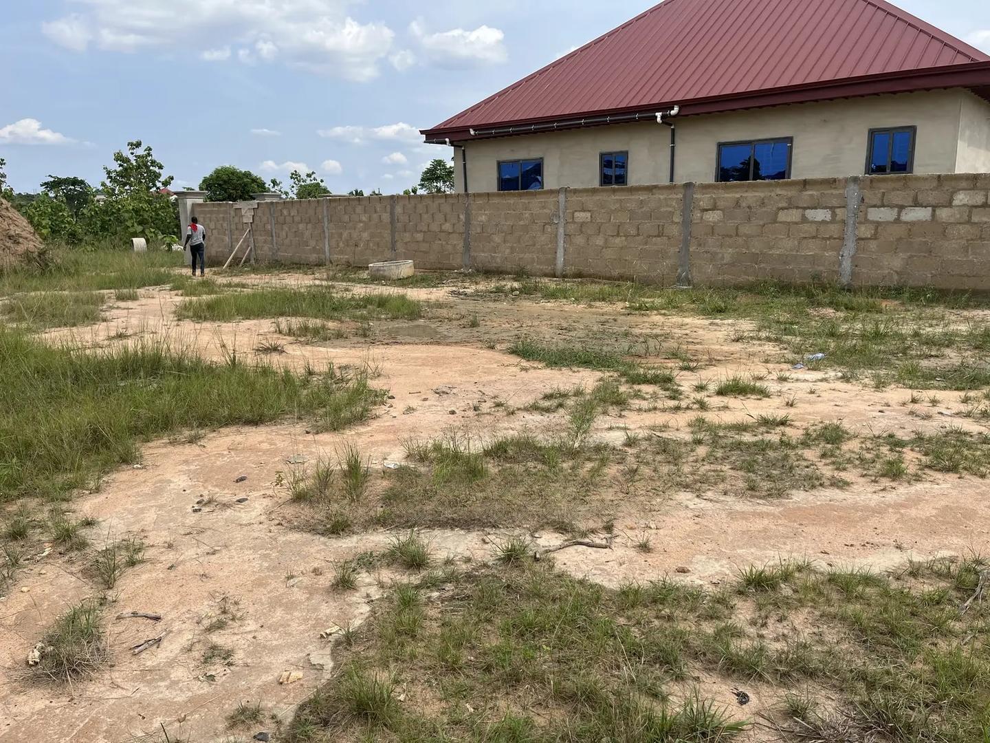 Half Plot for Sale Sokoban Wood Village,Odaso. - Land in Ashanti, Kumasi Metropolitan - Sale