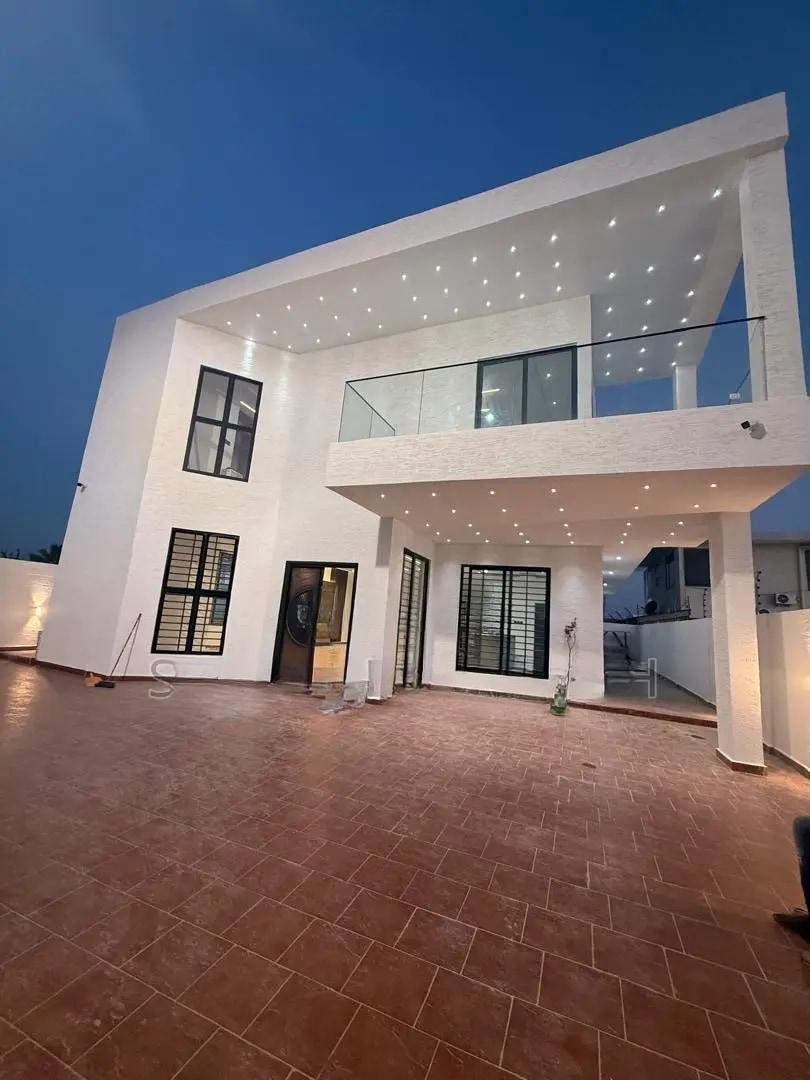 4bdrm Mansion in Santoe, East Legon for sale - 4 bedroom House in Greater Accra, East Legon - Sale